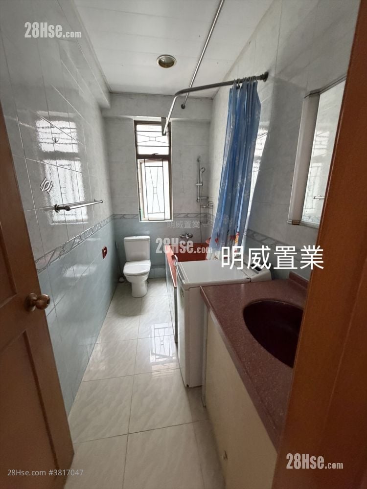 Wing Ying Mansion Sell 3 Bedrooms , 2 Bathrooms 980 ft²