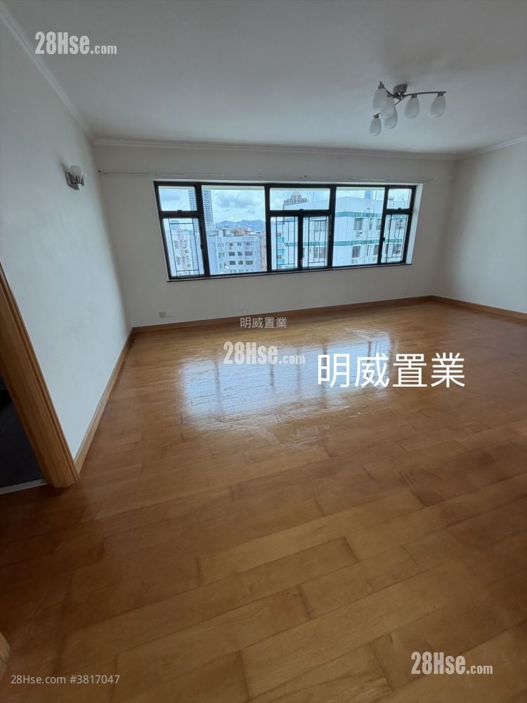Wing Ying Mansion Sell 3 Bedrooms , 2 Bathrooms 980 ft²