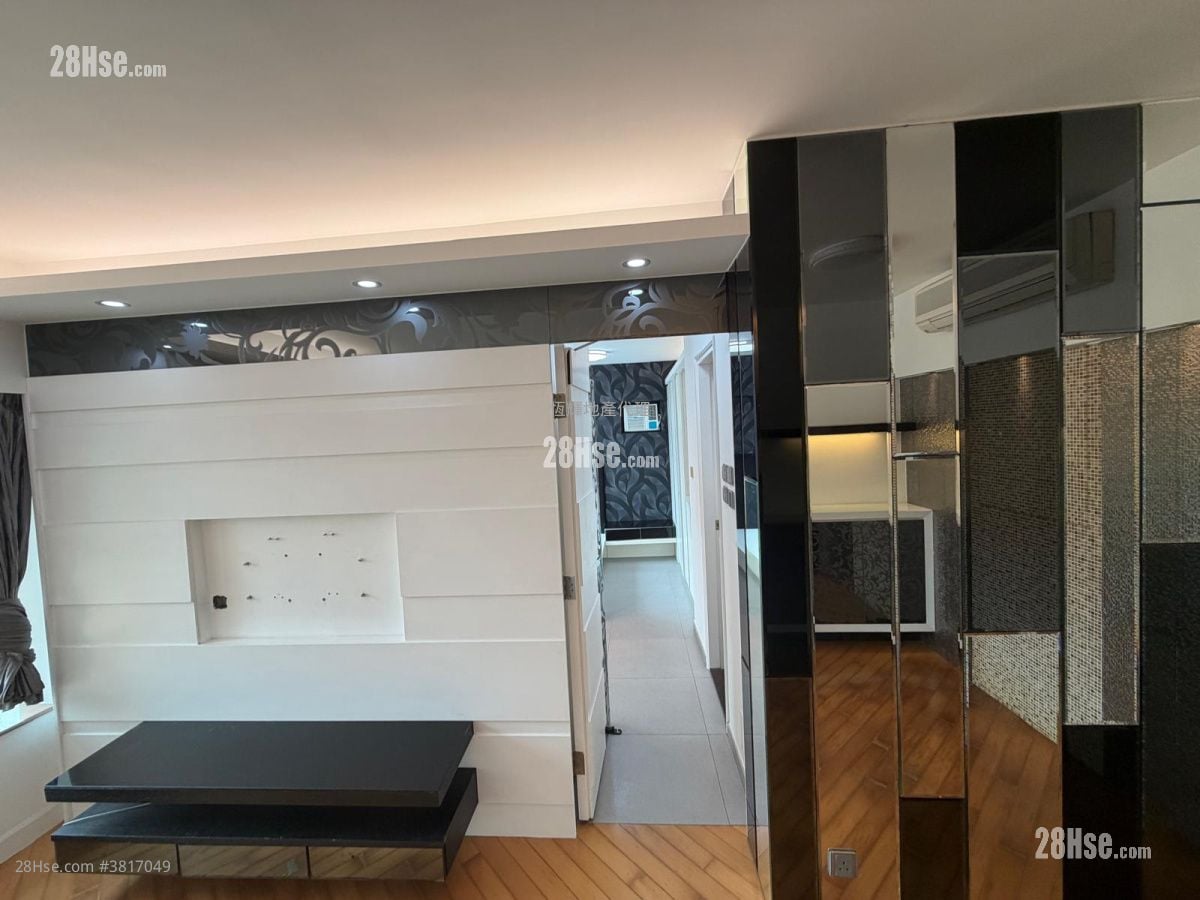 Villa By The Park Rental 2 Bedrooms , 1 Bathroom 442 ft²