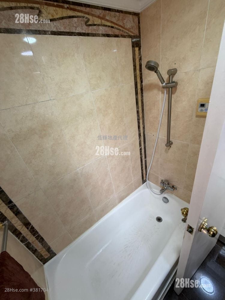 Villa By The Park Rental 2 Bedrooms , 1 Bathroom 442 ft²