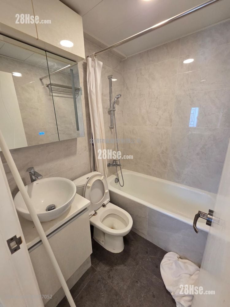 明月大厦 租盘 2 房 , 1 浴室 315 平方尺