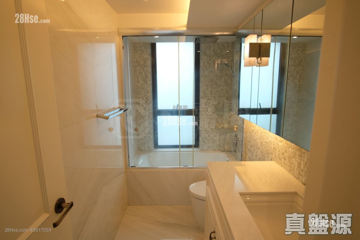 The Leighton Hill Sell 3 Bedrooms 1,128 ft²