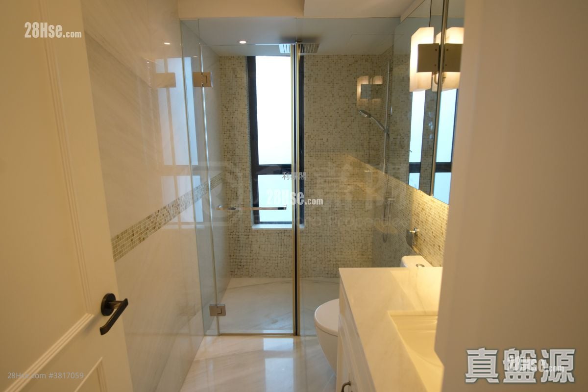 The Leighton Hill Sell 3 Bedrooms 1,128 ft²