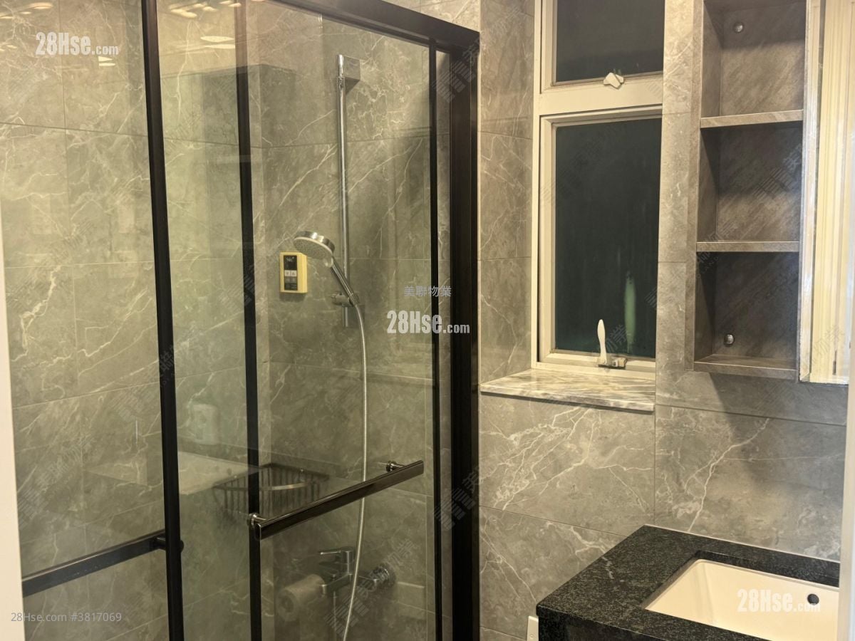 Hemera Sell 3 Bedrooms , 2 Bathrooms 788 ft²