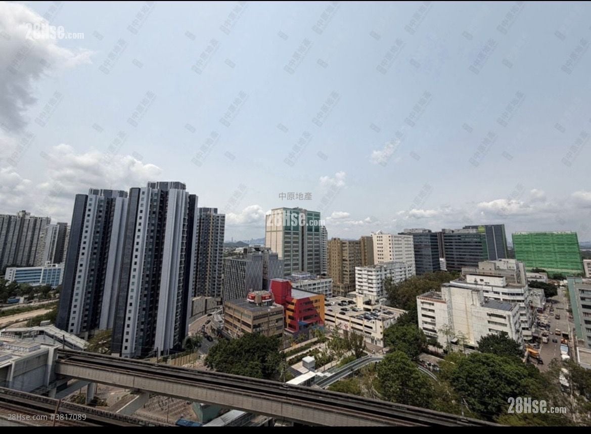 世宙 售盘 3 房 , 2 浴室 643 平方尺