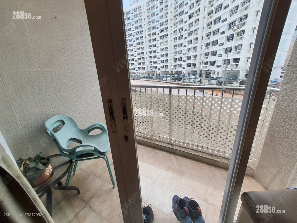 霞明阁 售盘 3 房 761 平方尺