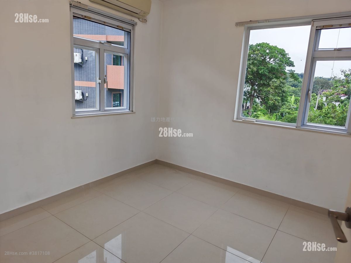 村屋 租盤 3 房 , 1 浴室 630 平方呎