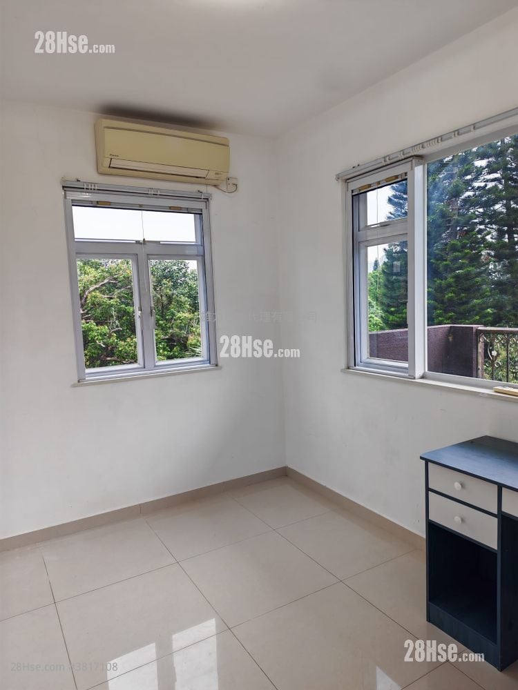 村屋 租盤 3 房 , 1 浴室 630 平方呎