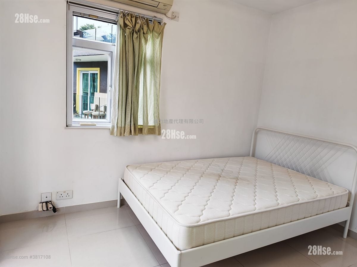 村屋 租盤 3 房 , 1 浴室 630 平方呎