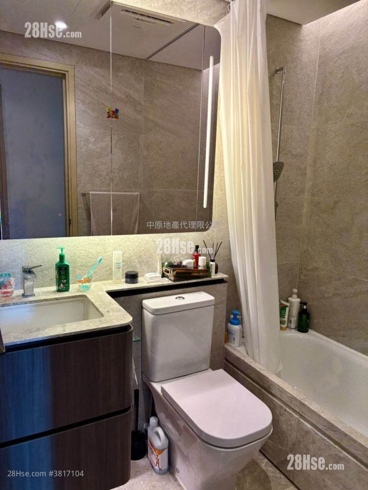 The Arles Rental 2 Bedrooms , 1 Bathroom 462 ft²