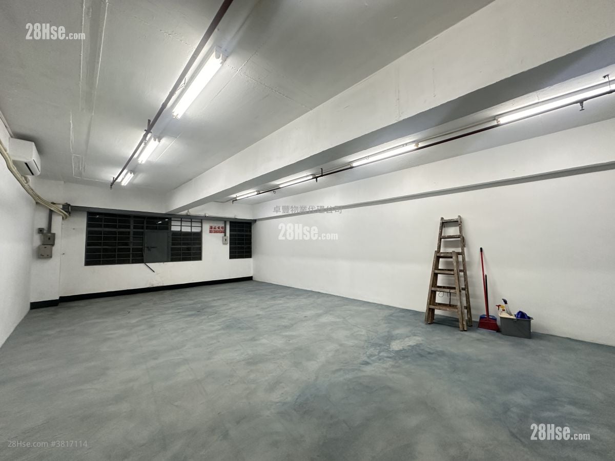 龙翔工业大厦 租盘 开放式间隔 655 平方尺