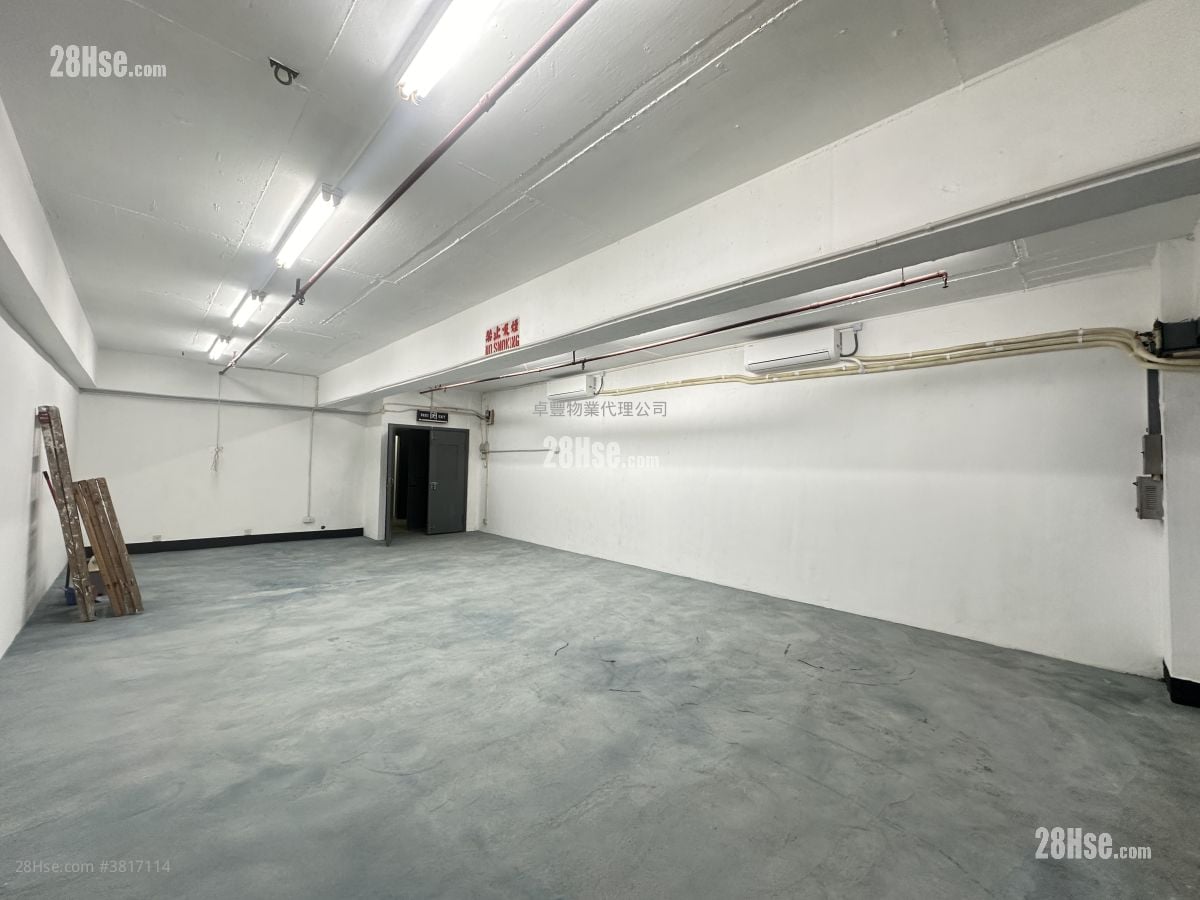 龙翔工业大厦 租盘 开放式间隔 655 平方尺