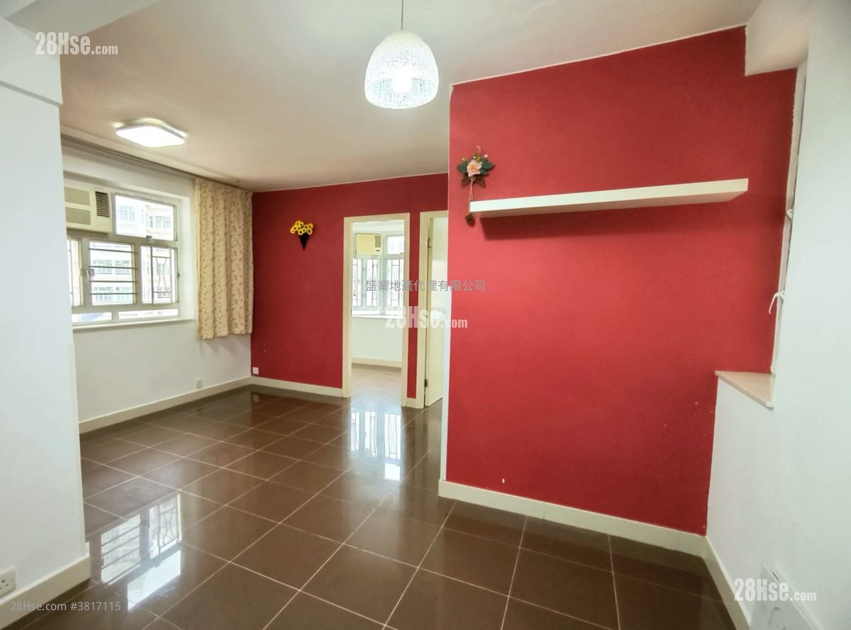 荃灣中心 租盤 2 房 , 1 浴室 374 平方呎