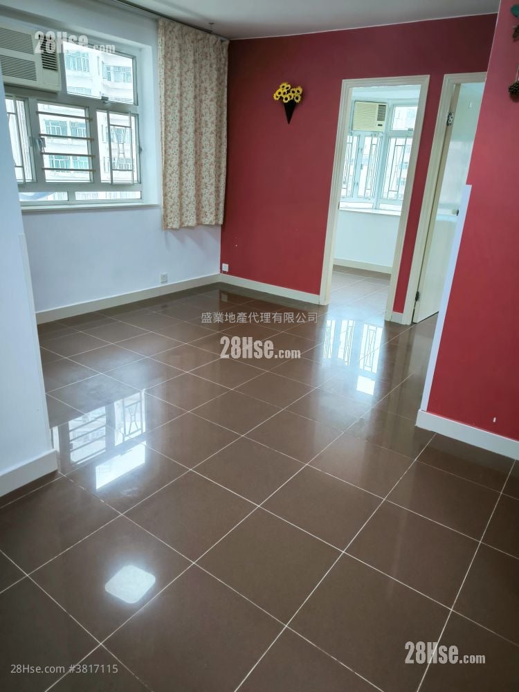 荃灣中心 租盤 2 房 , 1 浴室 374 平方呎