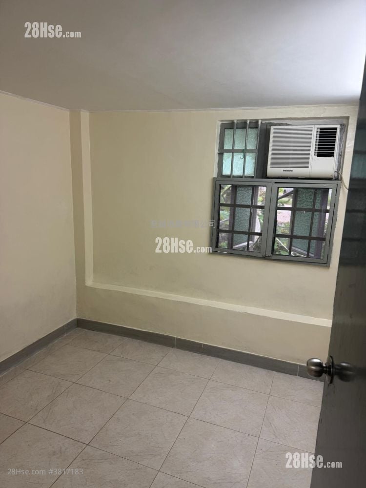 村屋 租盘 2 房 , 1 浴室