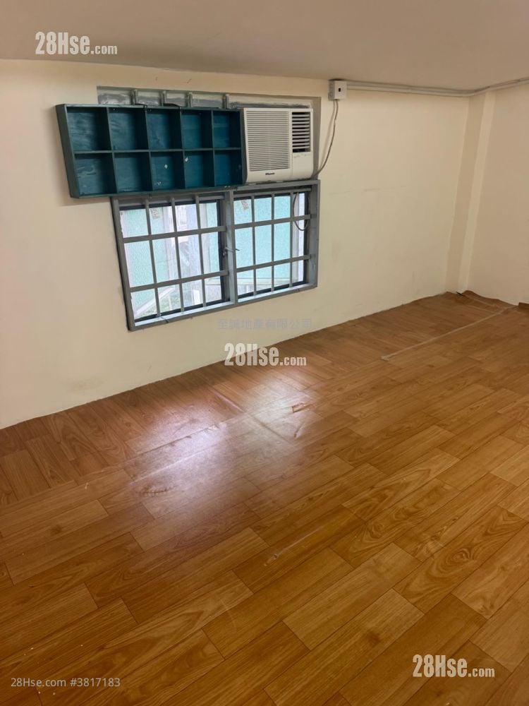 村屋 租盘 2 房 , 1 浴室