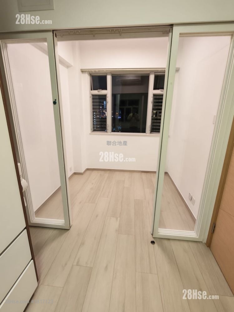 Kanfield Mansion Rental 2 Bedrooms , 1 Bathroom 410 ft²