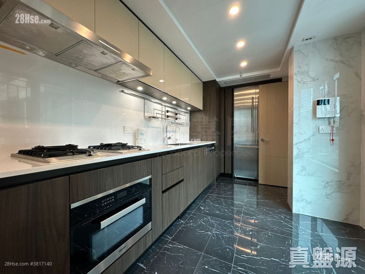 礼顿山 租盘 3 房 1,127 平方尺