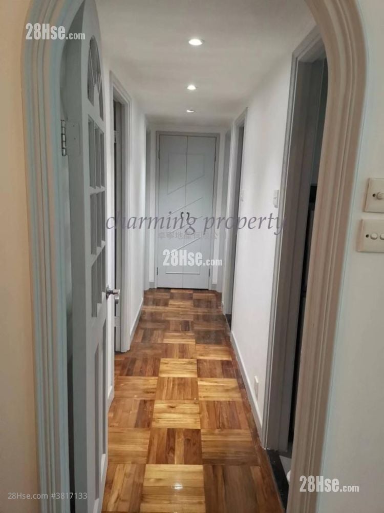 跑馬地 鳳輝臺 售盤 3 房 , 1 浴室 645 平方呎