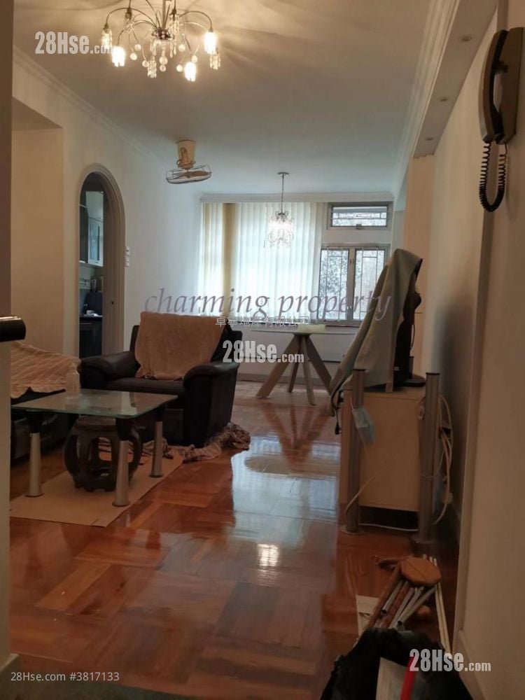 跑馬地 鳳輝臺 售盤 3 房 , 1 浴室 645 平方呎