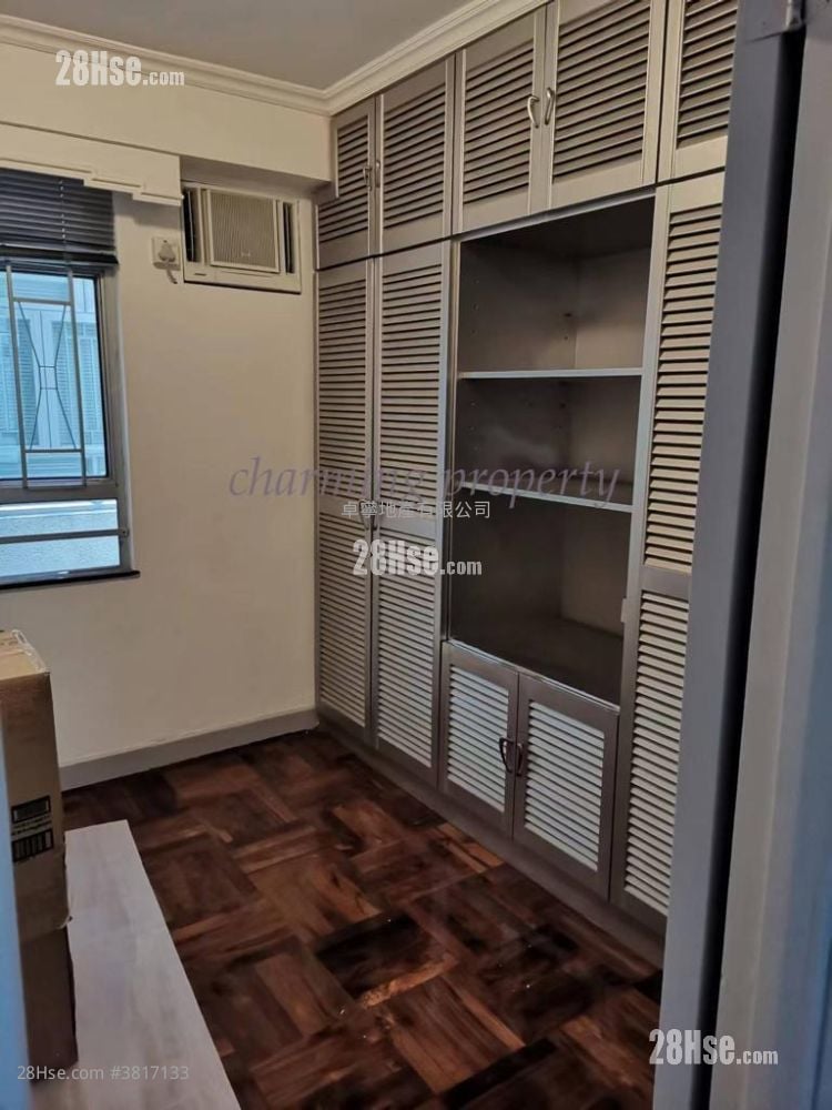 跑馬地 鳳輝臺 售盤 3 房 , 1 浴室 645 平方呎