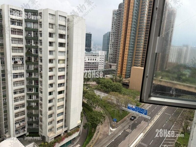 Whampoa Garden Sell 4 Bedrooms 755 ft²