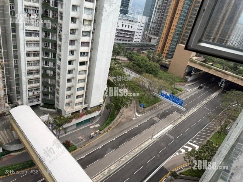 Whampoa Garden Sell 4 Bedrooms 755 ft²
