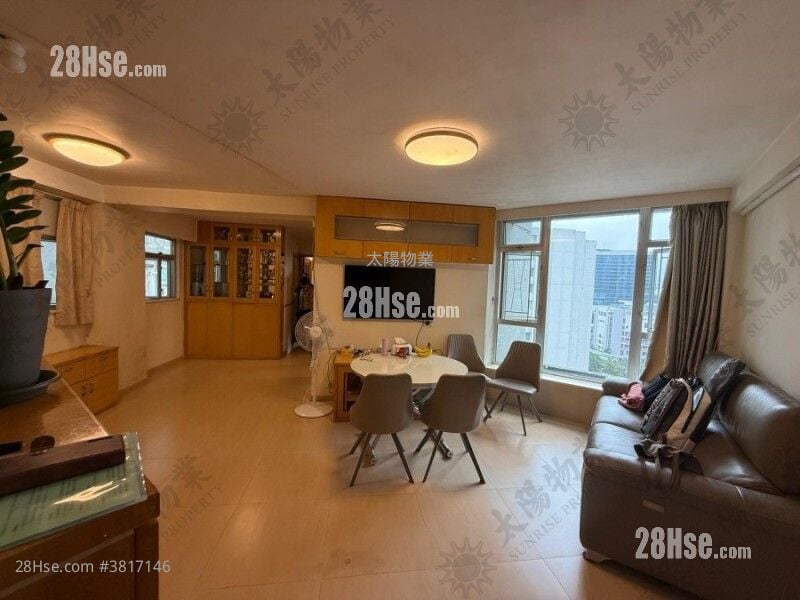 Whampoa Garden Sell 4 Bedrooms 755 ft²