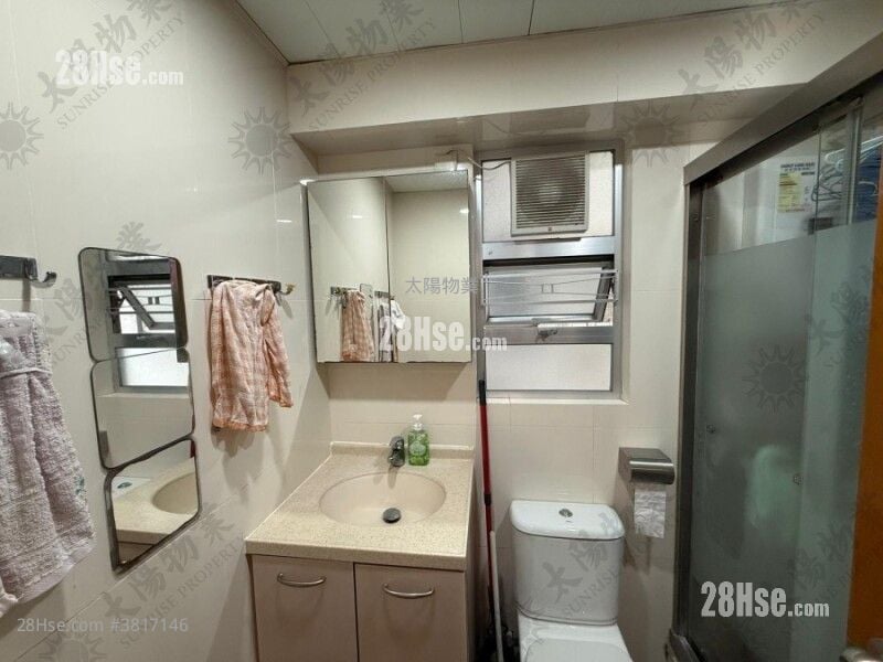 Whampoa Garden Sell 4 Bedrooms 755 ft²