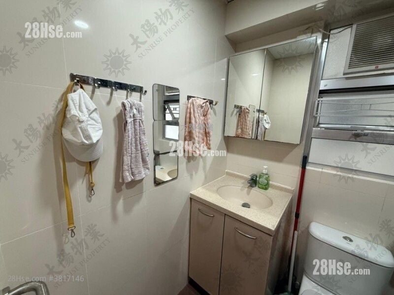 Whampoa Garden Sell 4 Bedrooms 755 ft²