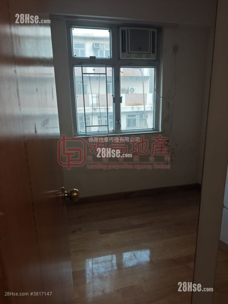 Fook Sing Mansion Sell 2 Bedrooms , 1 Bathroom 417 ft²