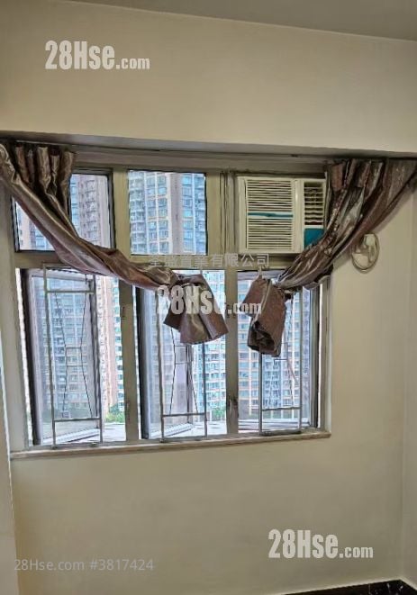 Tsuen Wan Mans. Rental 2 Bedrooms , 1 Bathroom 250 ft²