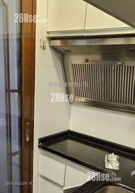 Tsuen Wan Mans. Rental 2 Bedrooms , 1 Bathroom 250 ft²