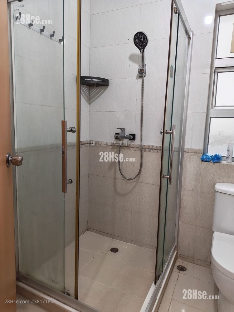 村屋 租盤 2 房 , 1 浴室 630 平方呎