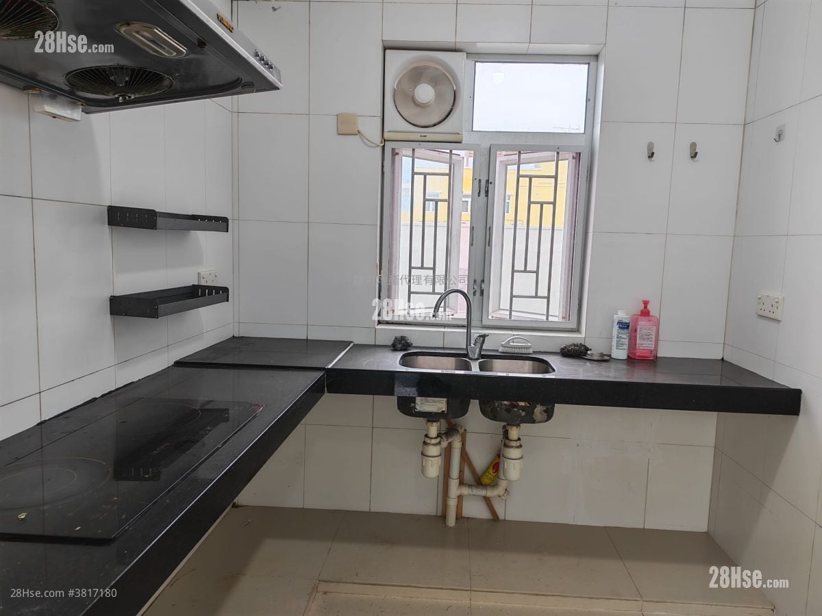 村屋 租盤 2 房 , 1 浴室 630 平方呎