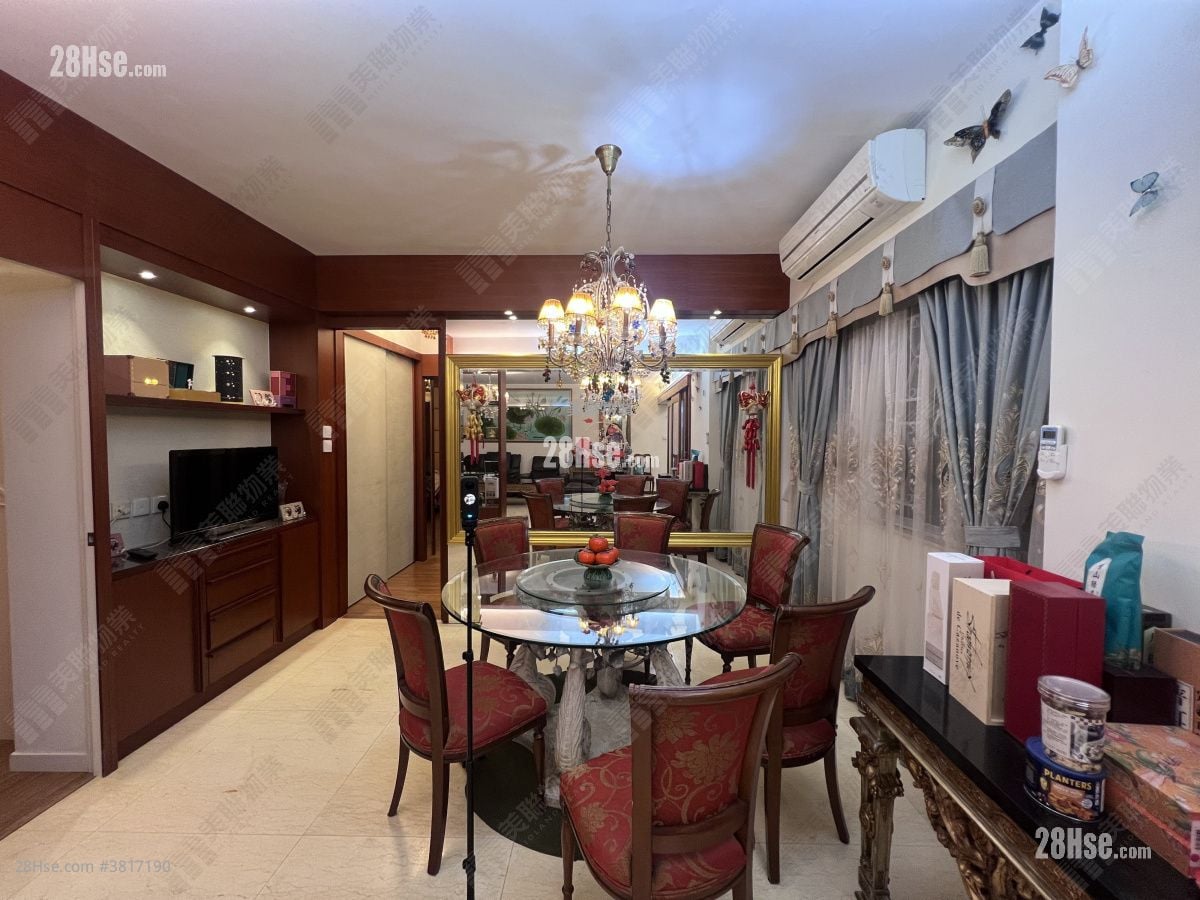 World-Wide Gardens Sell 3 Bedrooms , 2 Bathrooms 1,255 ft²