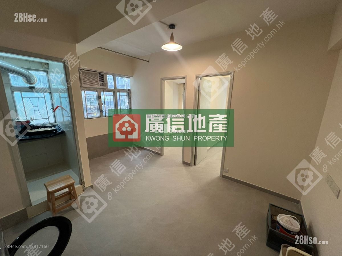 金冠樓 售盤 2 房 , 1 浴室 339 平方呎