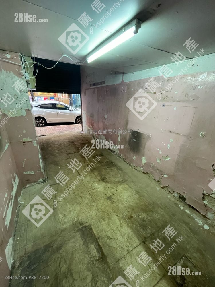 Cosmopolitan Estate Rental Studio , 1 Toilet