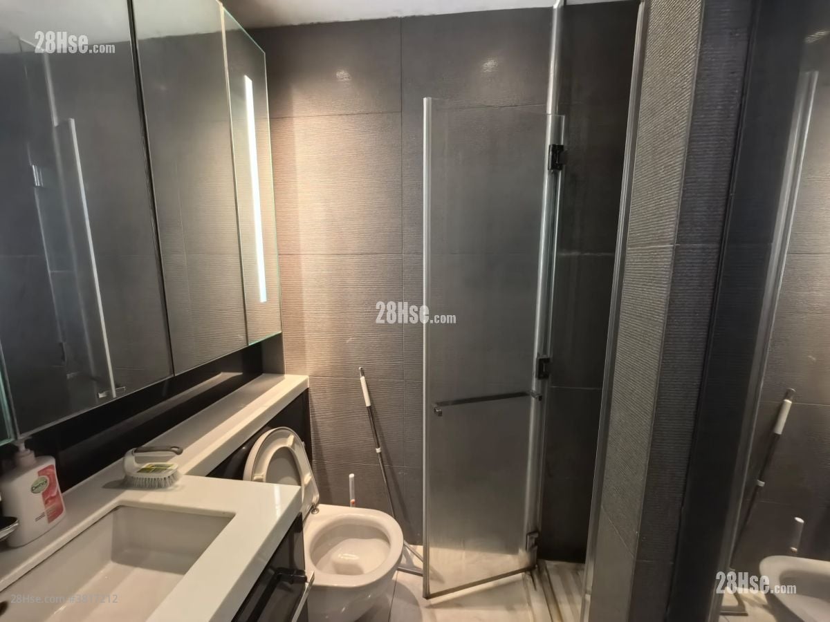 High West Sell 1 Bedroom , 1 Bathroom 293 ft²