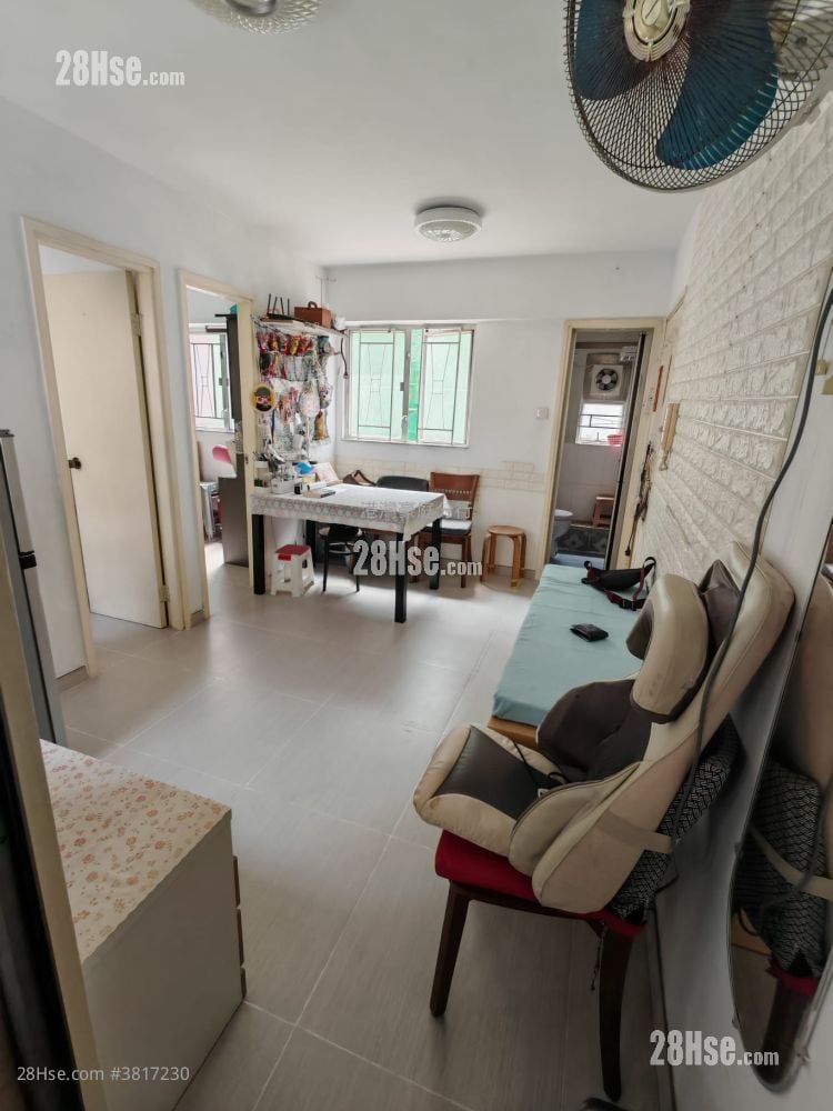 Marvel Court Sell 2 Bedrooms , 1 Bathroom 296 ft²