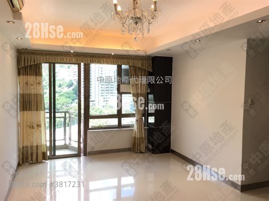Shatin Plaza Sell 3 Bedrooms 612 ft²