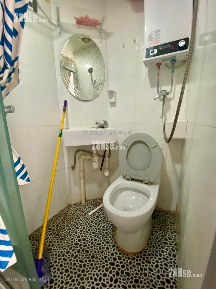 周合成大厦 售盘 2 房 306 平方尺