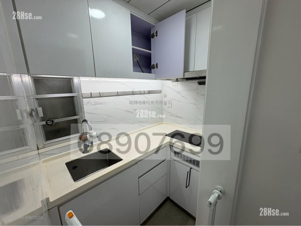 Hayon Building Rental 1 Bedroom , 1 Bathroom 251 ft²