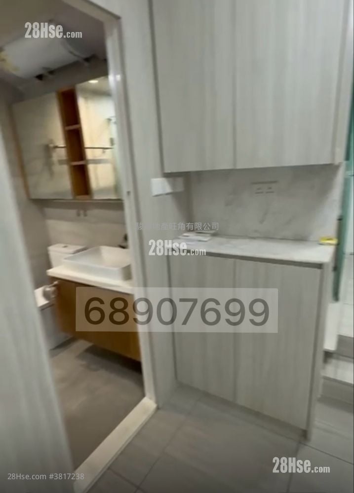 Hayon Building Rental 1 Bedroom , 1 Bathroom 251 ft²