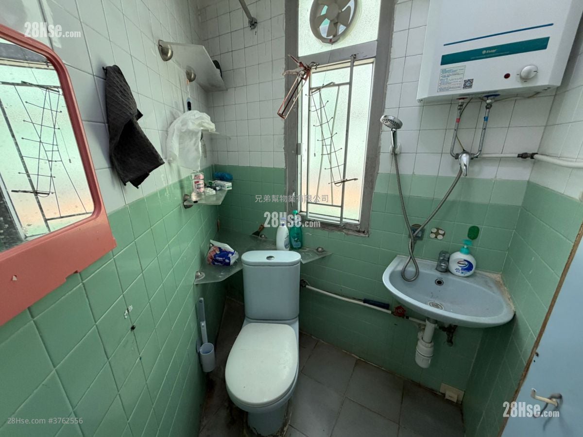 國雄樓 租盤 1 房 , 1 浴室 274 平方呎