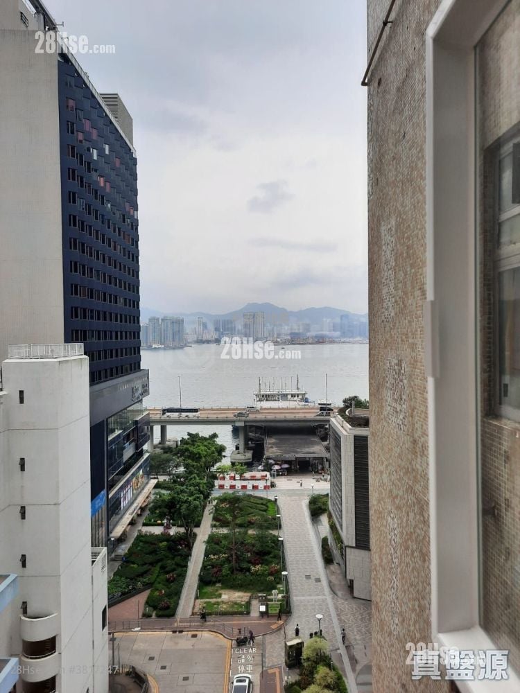 Odeon Building Sell 2 Bedrooms , 1 Bathroom 324 ft²