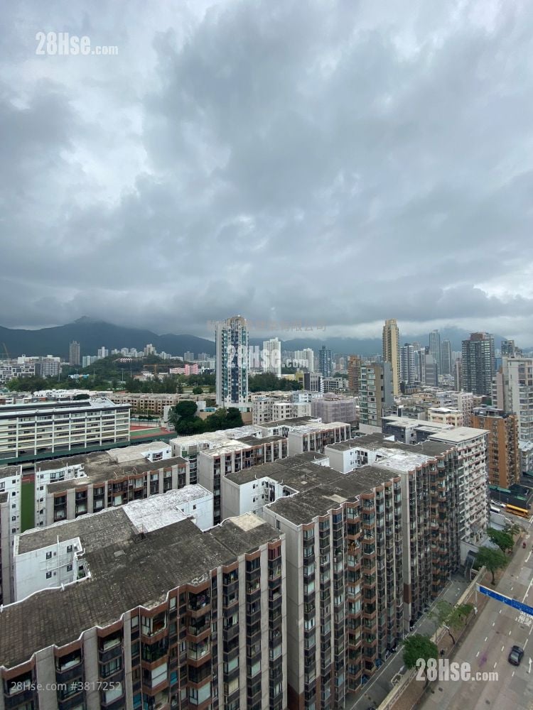 峰景 租盘 3 房 , 2 浴室 1,137 平方尺