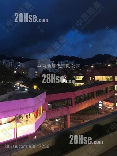 Shatin Plaza Sell 3 Bedrooms 722 ft²