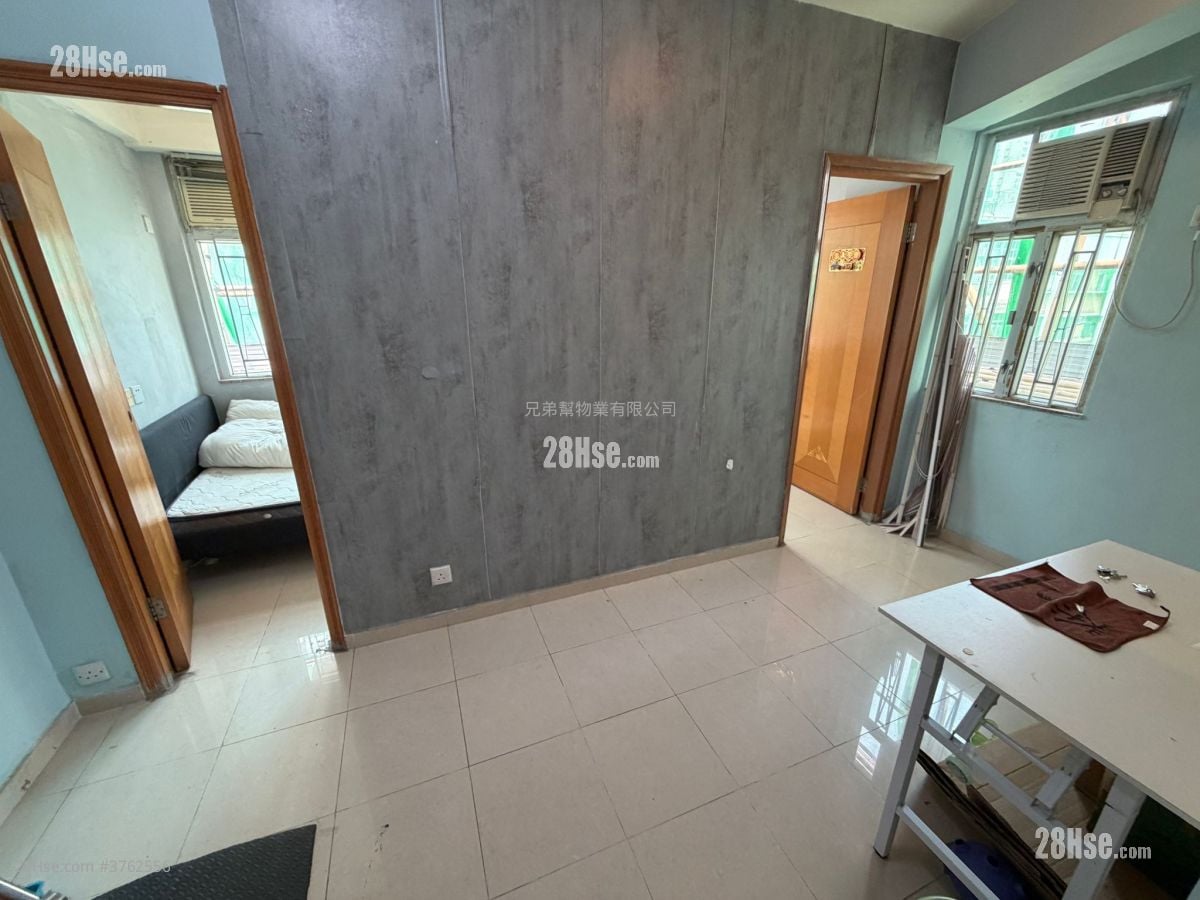 國雄樓 租盤 1 房 , 1 浴室 274 平方呎