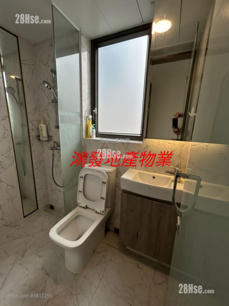 AVA228 租盘 1 房 , 1 浴室 249 平方尺